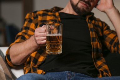 Пивной алкоголизм в Асбесте
